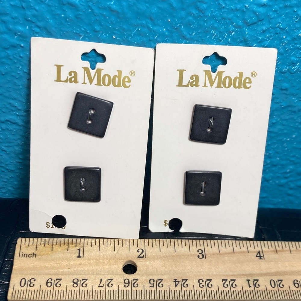 5 for $10: Vintage La Mode Square Buttons #20785 Size 22mm 7/8” MADE IN ITALY